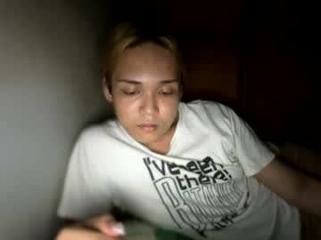 torn_alexis