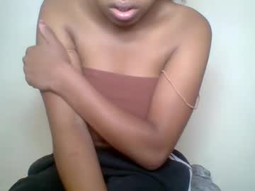 zyraelle_01