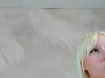 adele_silvery