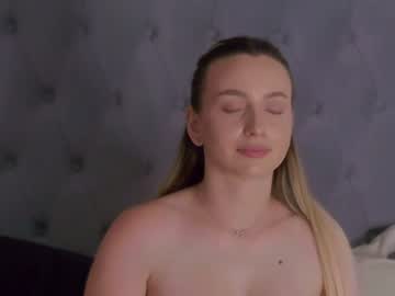 alexiswhiteee