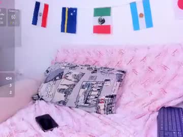 emma_collins01