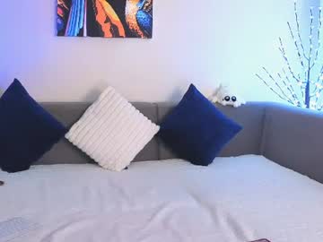 emily_heels
