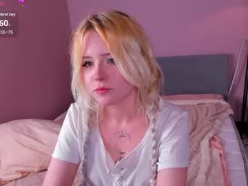 kiki_peach