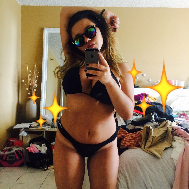 Latina teen — 15