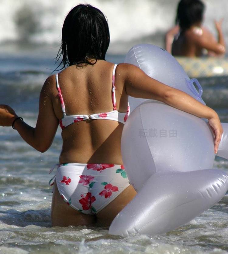 Japanese Bikini Girls — 24
